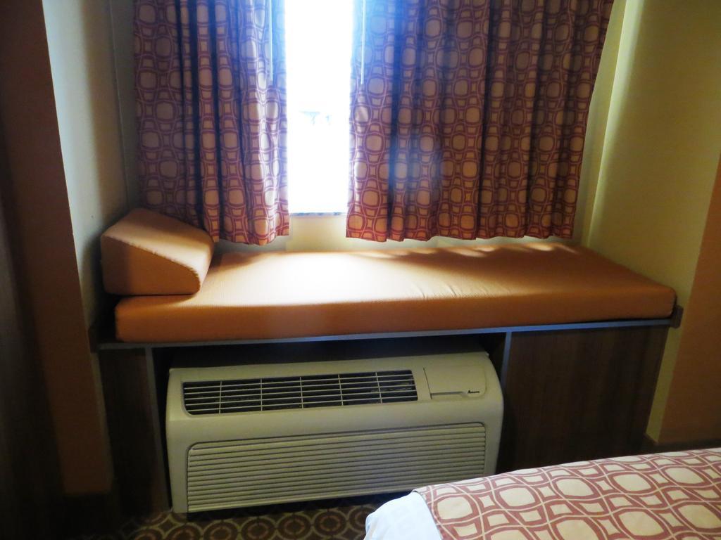 Microtel By Wyndham South Bend Notre Dame University חדר תמונה